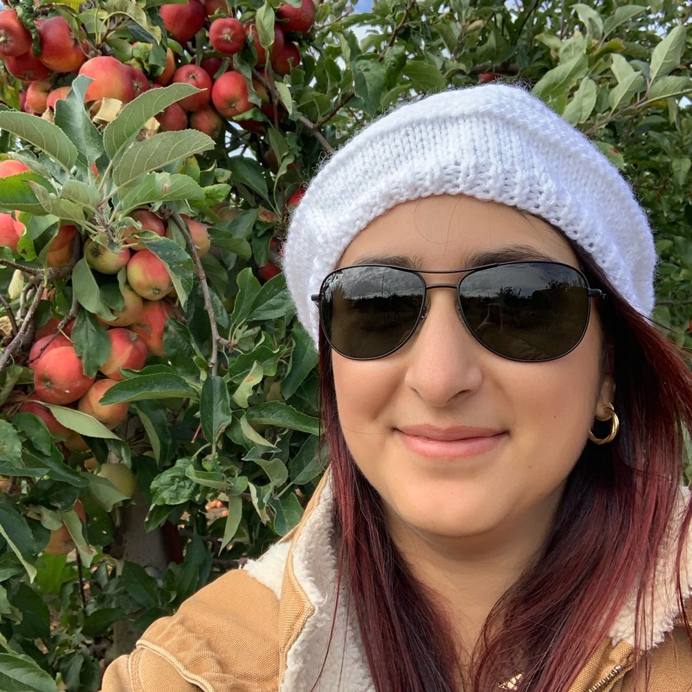 Meet your Posher, Maria